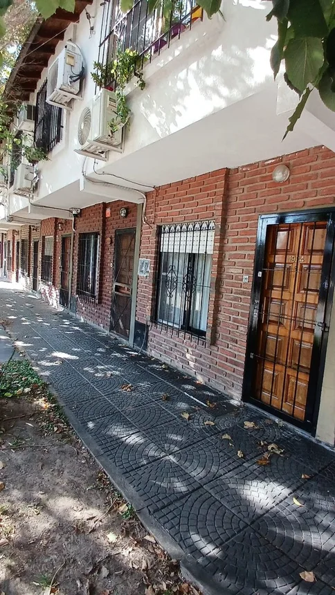 Casa dúplex en venta en Villa Luzuriaga, foto 2