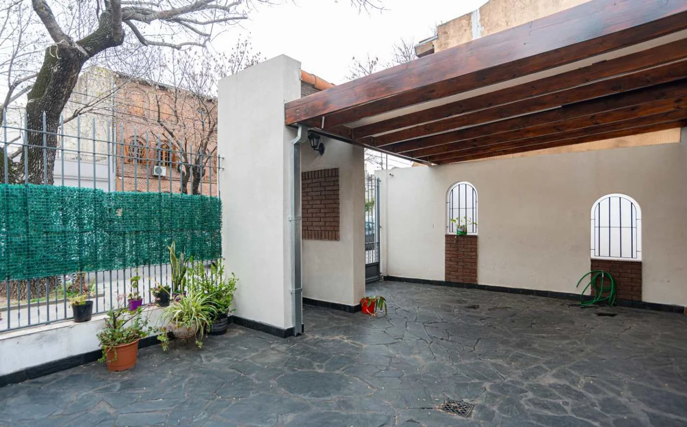 PH de 3 ambientes en venta en Mataderos, Tandil 5200, foto 2