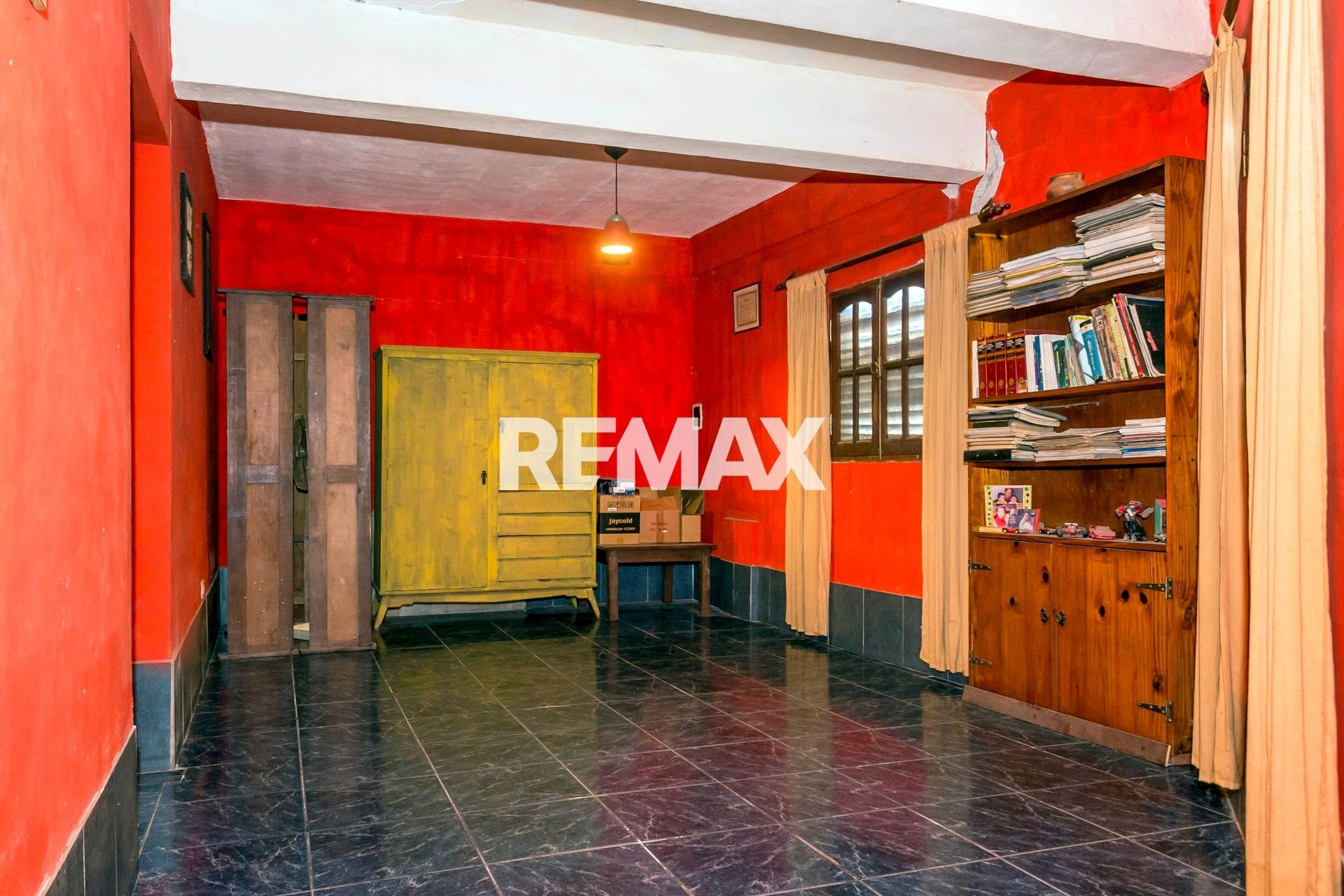 CASA ESQUINA EN VENTA ZONA SUR APTA CREDITO - foto 4