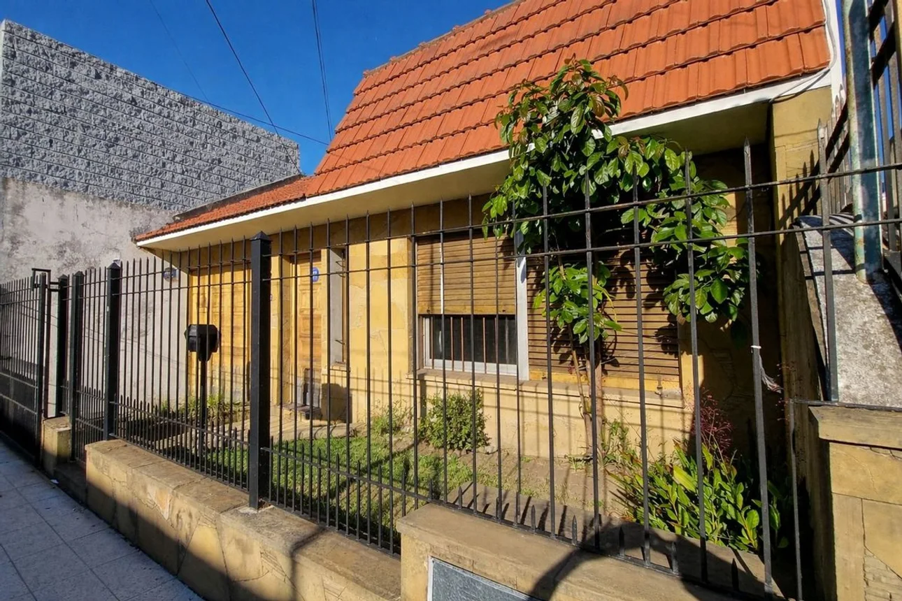 Casa en venta en Lomas de Zamora, foto 2