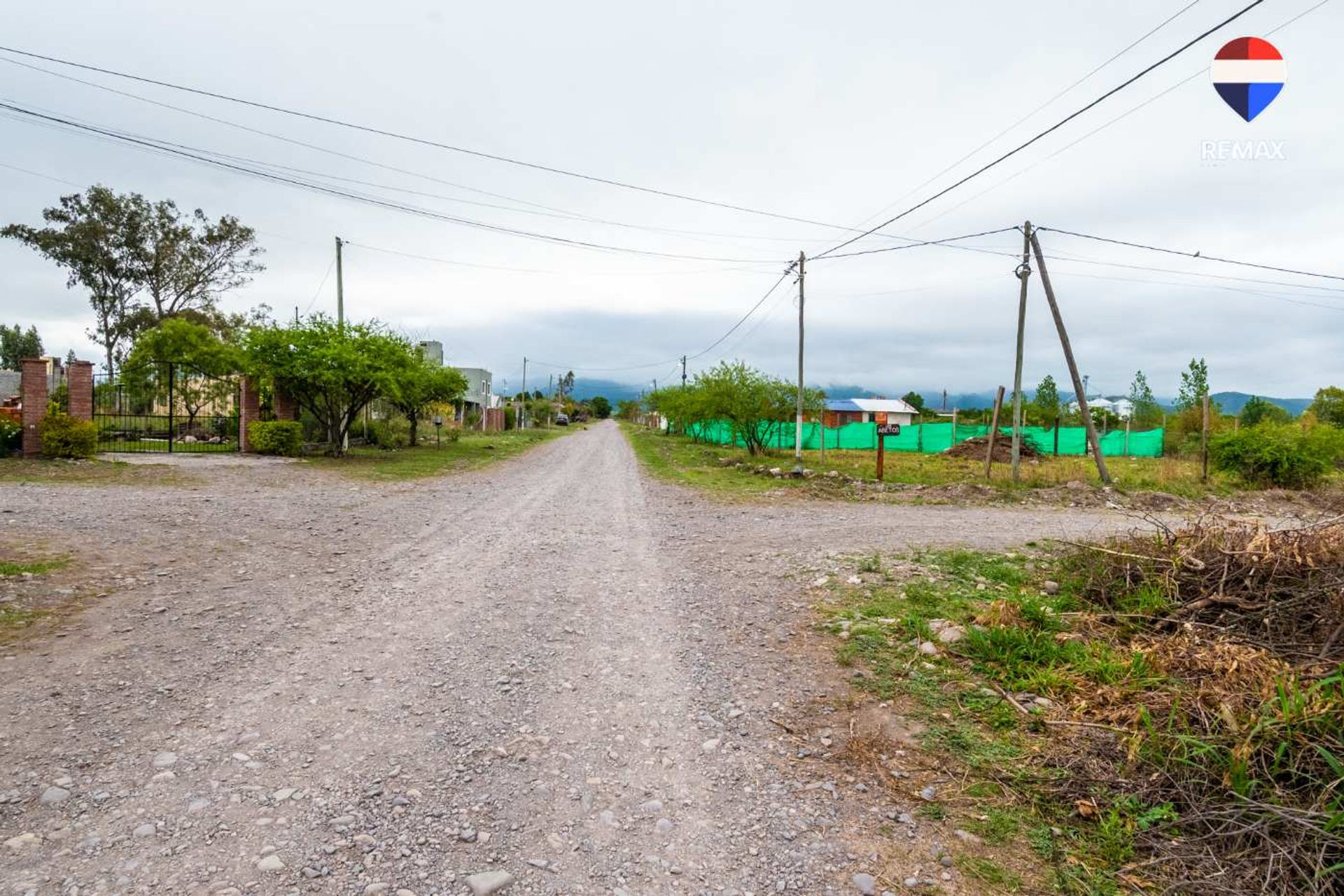 VENTA TERRENO EN LA SILLETA 2500 M2 - foto 2