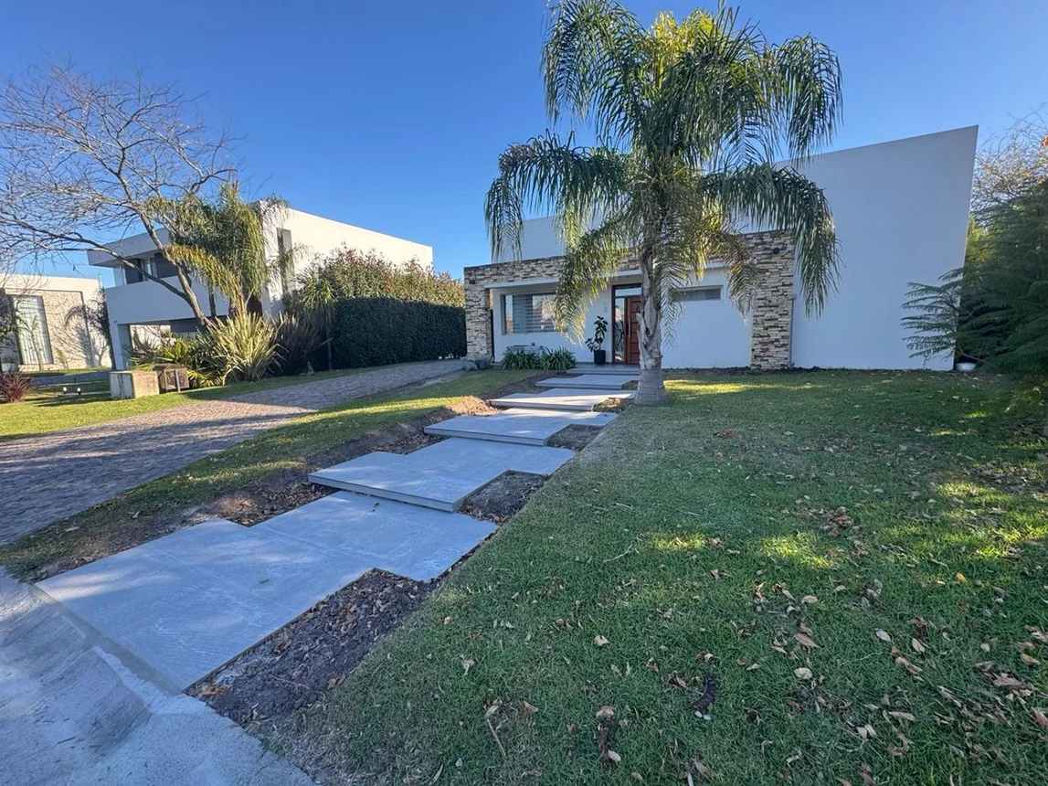 Casa en venta en Hudson, foto 3