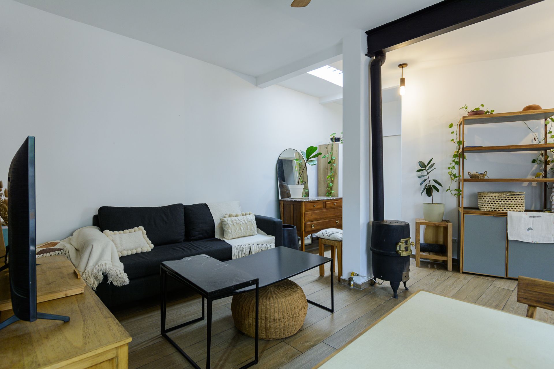 VENTA PH 2 AMB REMODELADO CON PATIO - MARTÍNEZ - foto 5