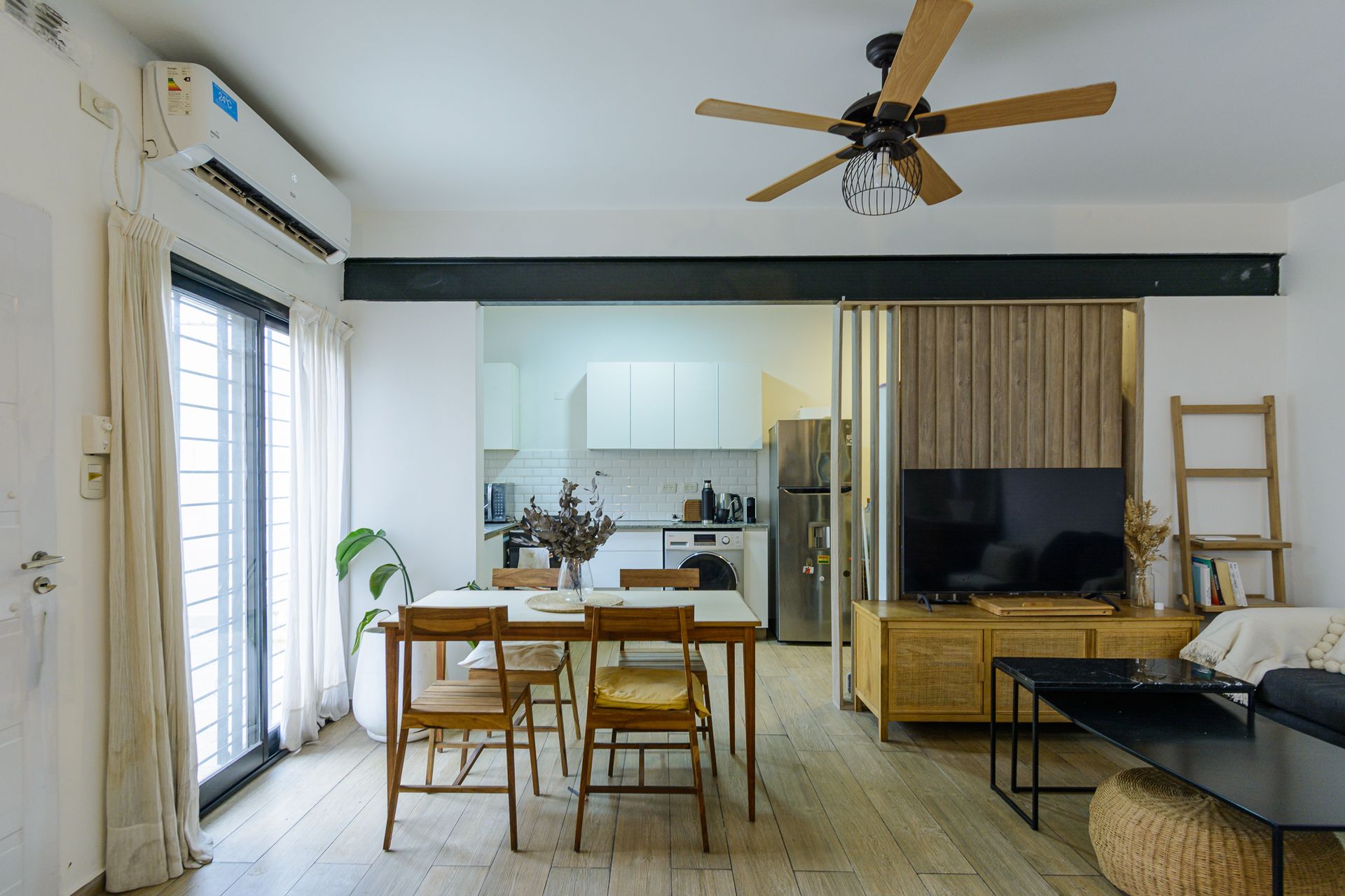 VENTA PH 2 AMB REMODELADO CON PATIO - MARTÍNEZ - foto 1