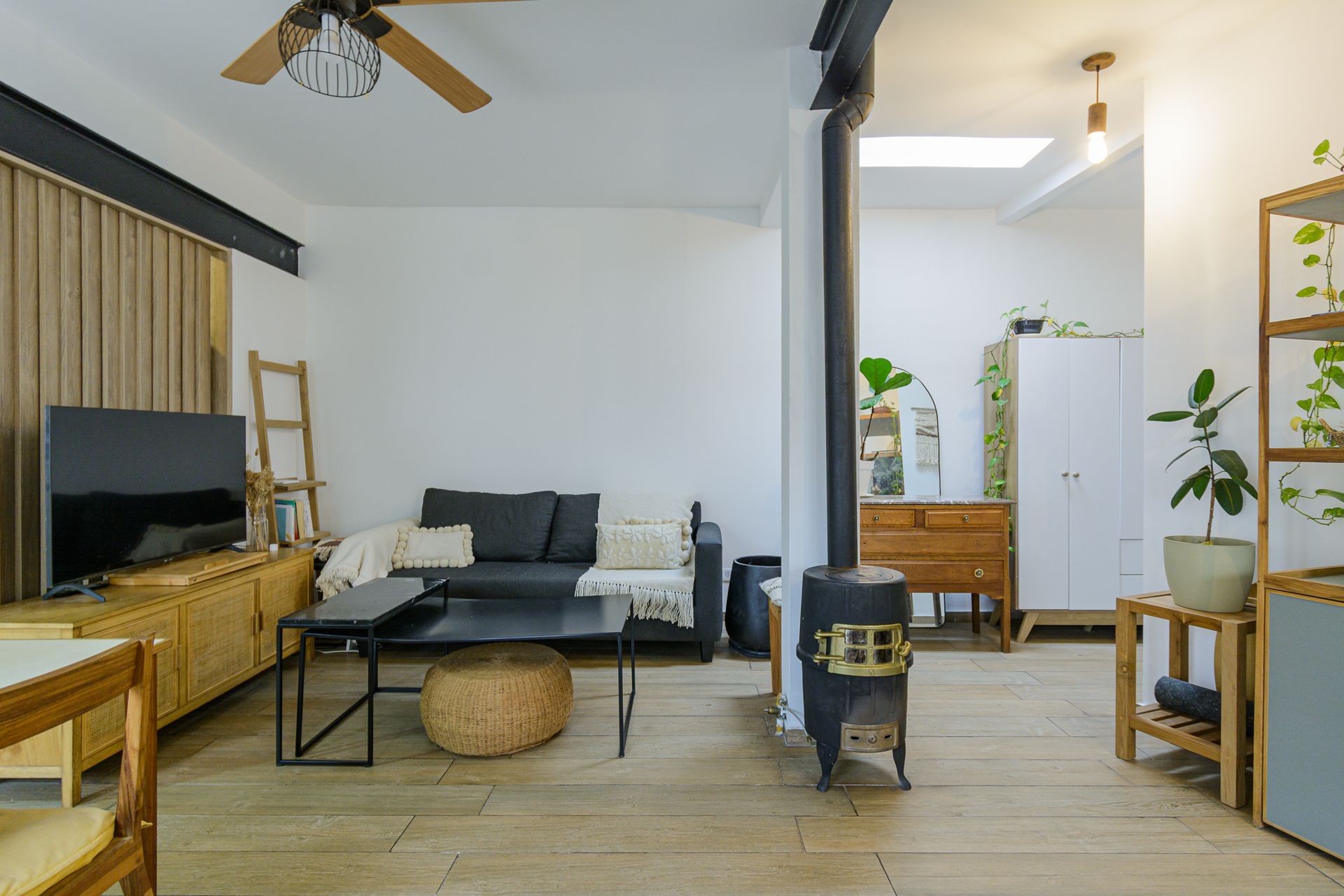VENTA PH 2 AMB REMODELADO CON PATIO - MARTÍNEZ - foto 3