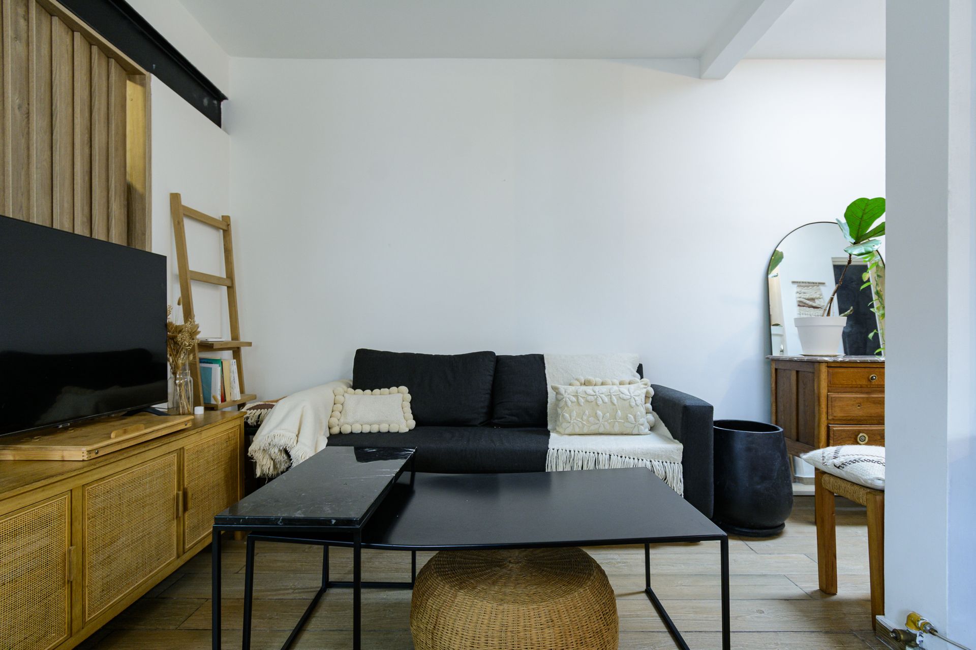 VENTA PH 2 AMB REMODELADO CON PATIO - MARTÍNEZ - foto 4