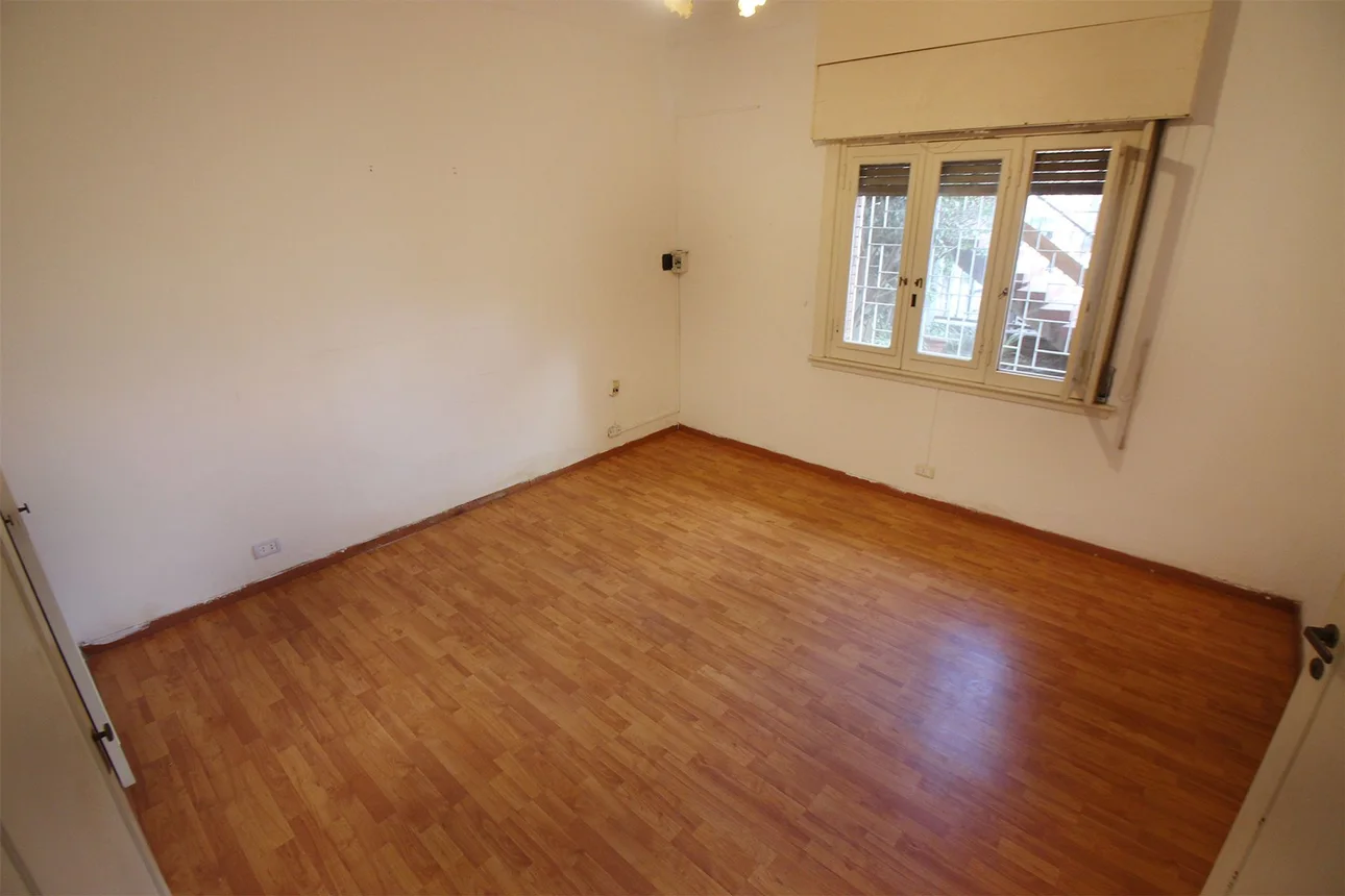 Casa de 7 ambientes en venta en Ramos Mejía, Berón de Astrada 2200, foto 5