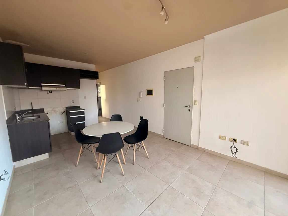 Departamento de 3 ambientes en venta en Berazategui, Calle 146 1100, foto 3