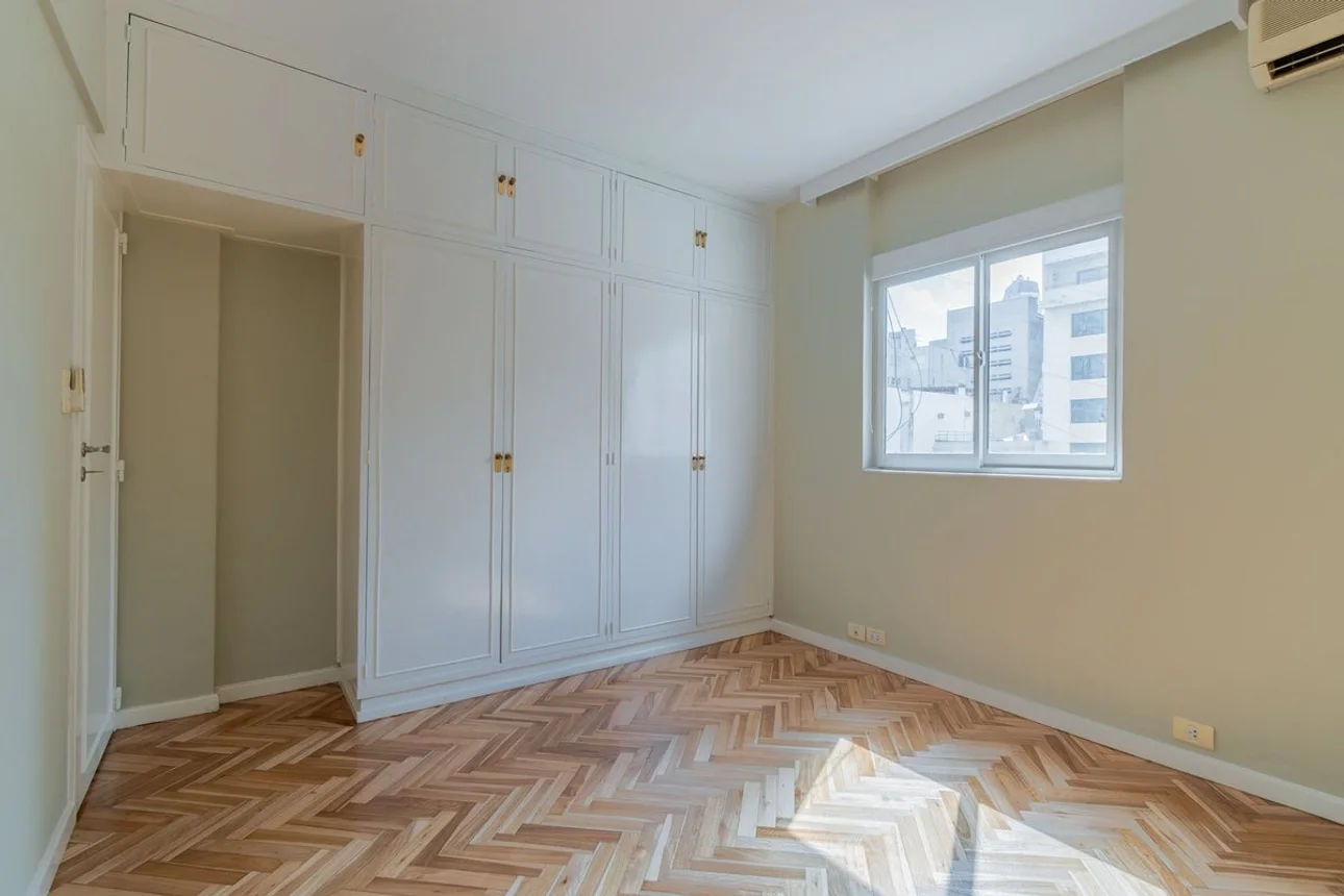 Departamento de 3 ambientes en venta en Retiro, Esmeralda 900, foto 3