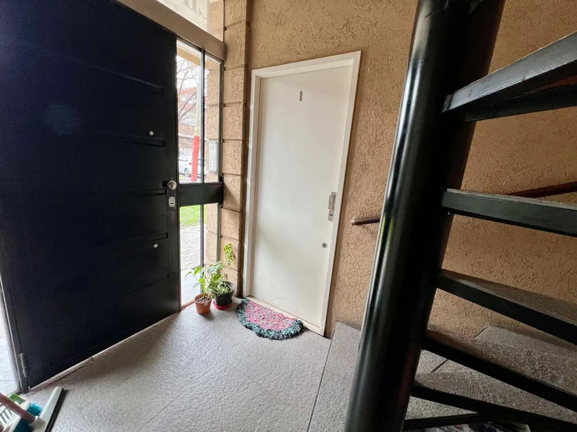 Dúplex de 2 ambientes en alquiler en Lanús Oeste, Coronel Seguí 300, foto 5