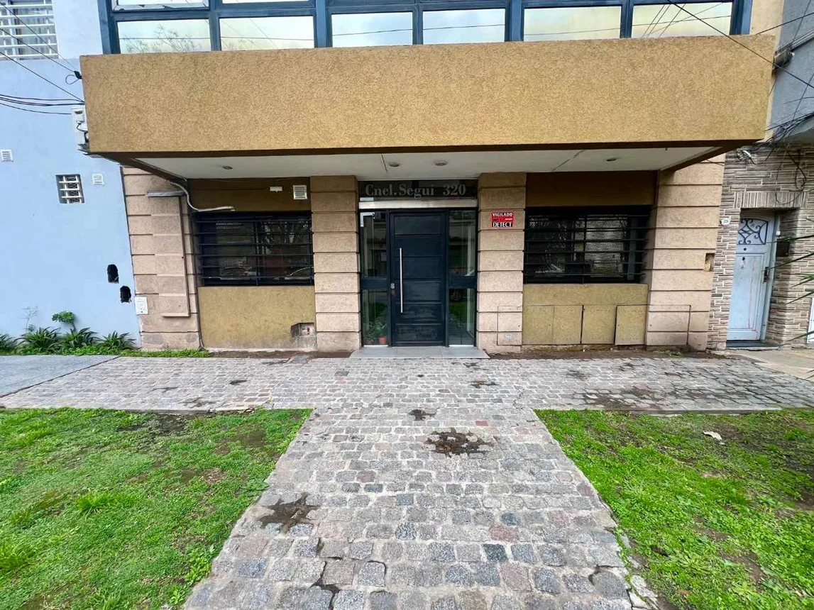 Dúplex de 2 ambientes en alquiler en Lanús Oeste, Coronel Seguí 300