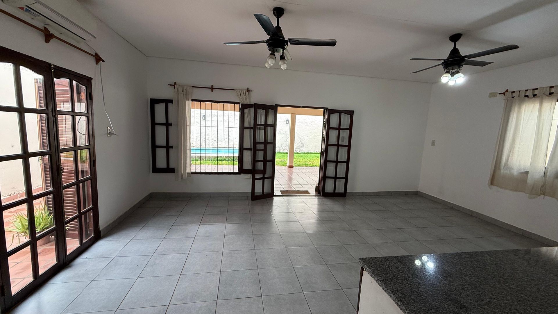 Foto 5 — CASA CON PILETA EN VENTA ENTRE RIOS 1214 GOYA CTES
