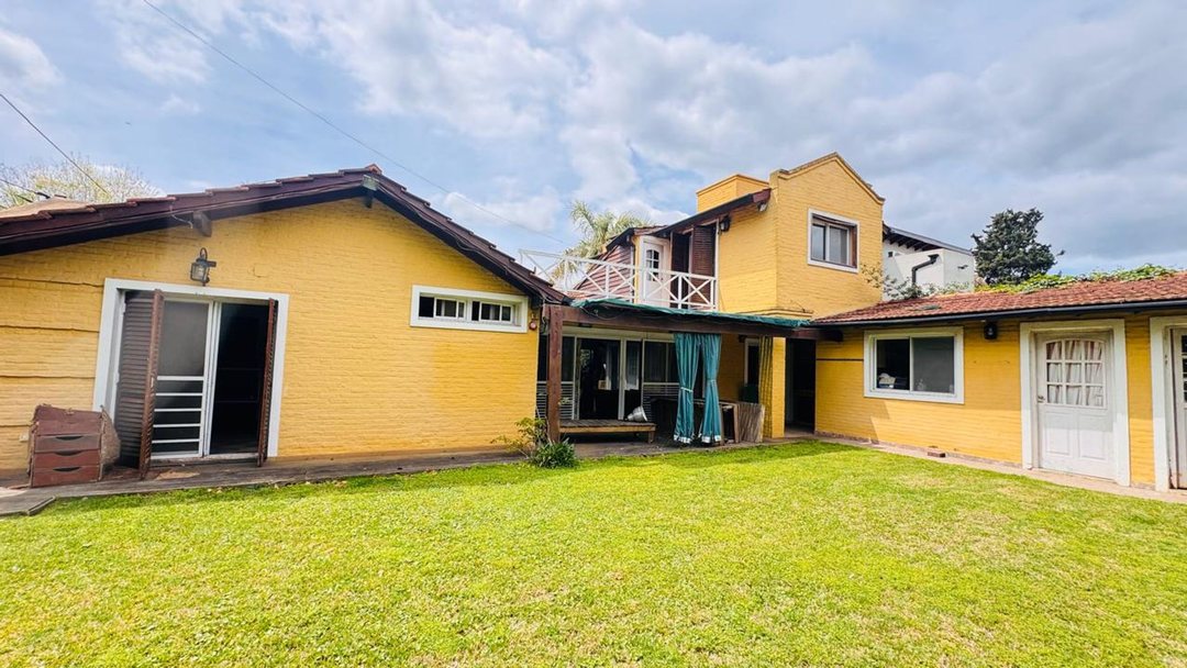 venta casa  pileta club de campo loma verde
