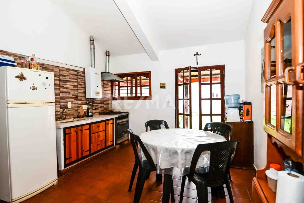 CASA 3 DORMITORIOS VENTA VAQUEROS CON COCHERA - foto 8