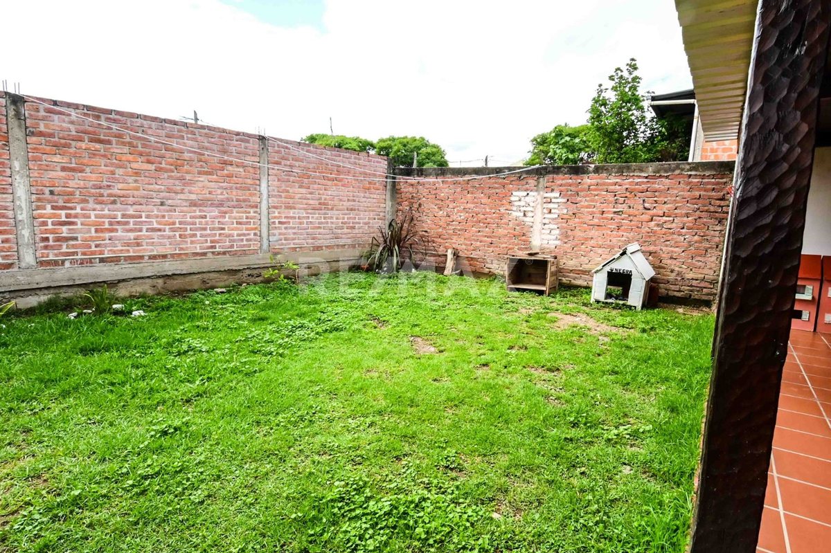 CASA 3 DORMITORIOS VENTA VAQUEROS CON COCHERA - foto 13