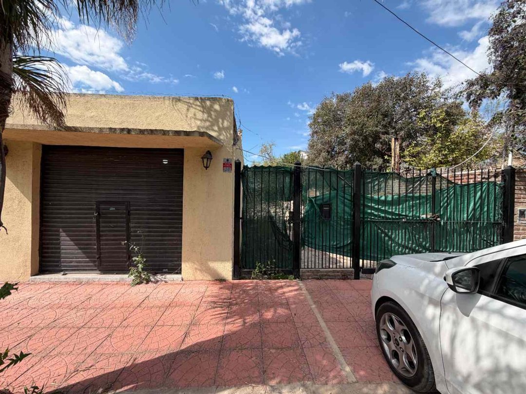 Local comercial con gran terreno- Villa Rosa,Pilar