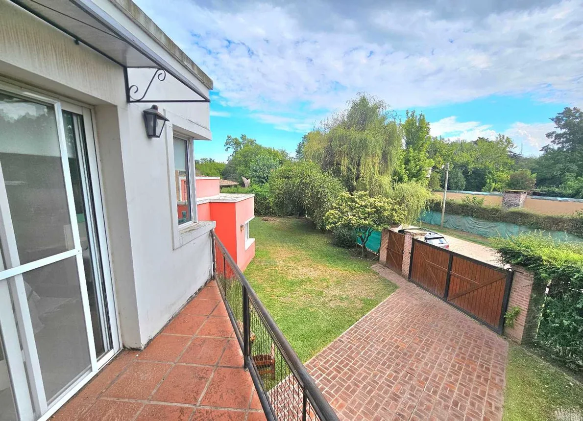 Casa de 4 ambientes en venta en General Rodríguez, Perez Taboada 700, foto 2