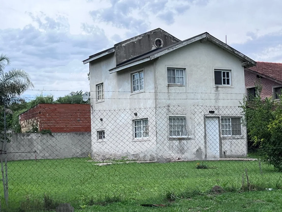 Casa dúplex en venta en Del Viso, Bolivia 5000