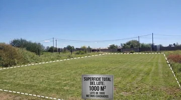 Venta de Lote en TRES MARIAS, ZANJON