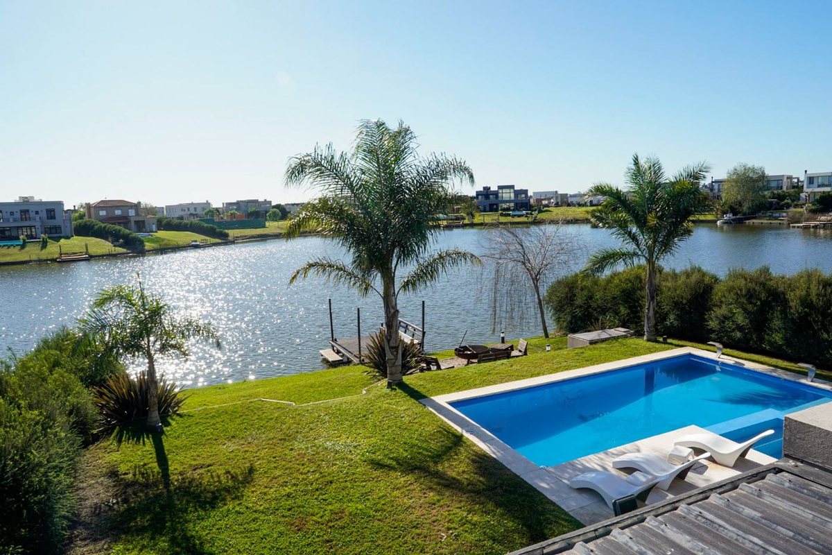 CASA EN VENTA SAN SEBASTIAN
