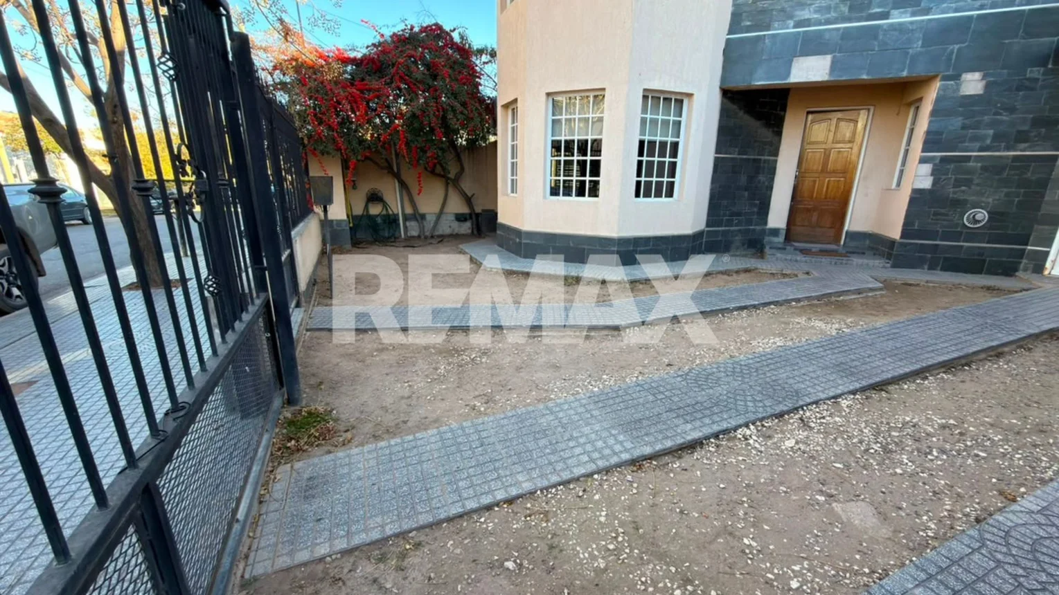 Casa en venta en Neuquén, foto 3