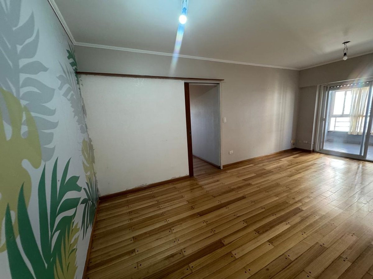 Foto 6 — Departamento en venta 3 ambientes cochera bernal