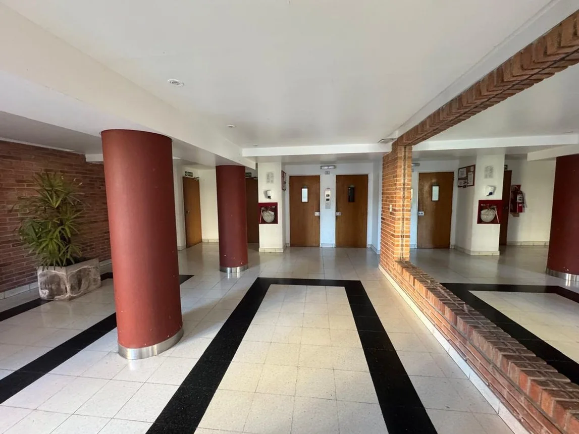 Departamento en venta en Bernal Este, foto 2