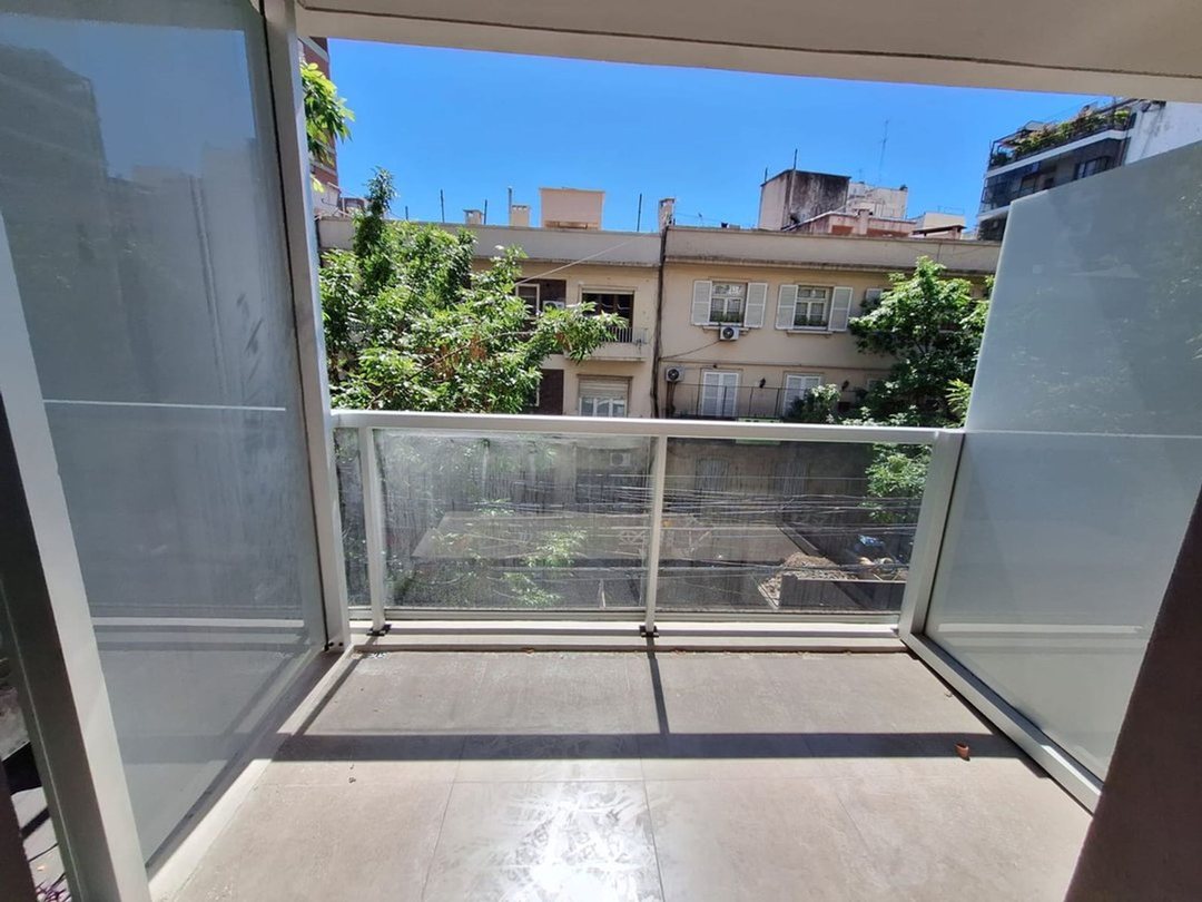 ALQUILER 2 AMB EN CABALLITO AL FRENTE CON BALCON