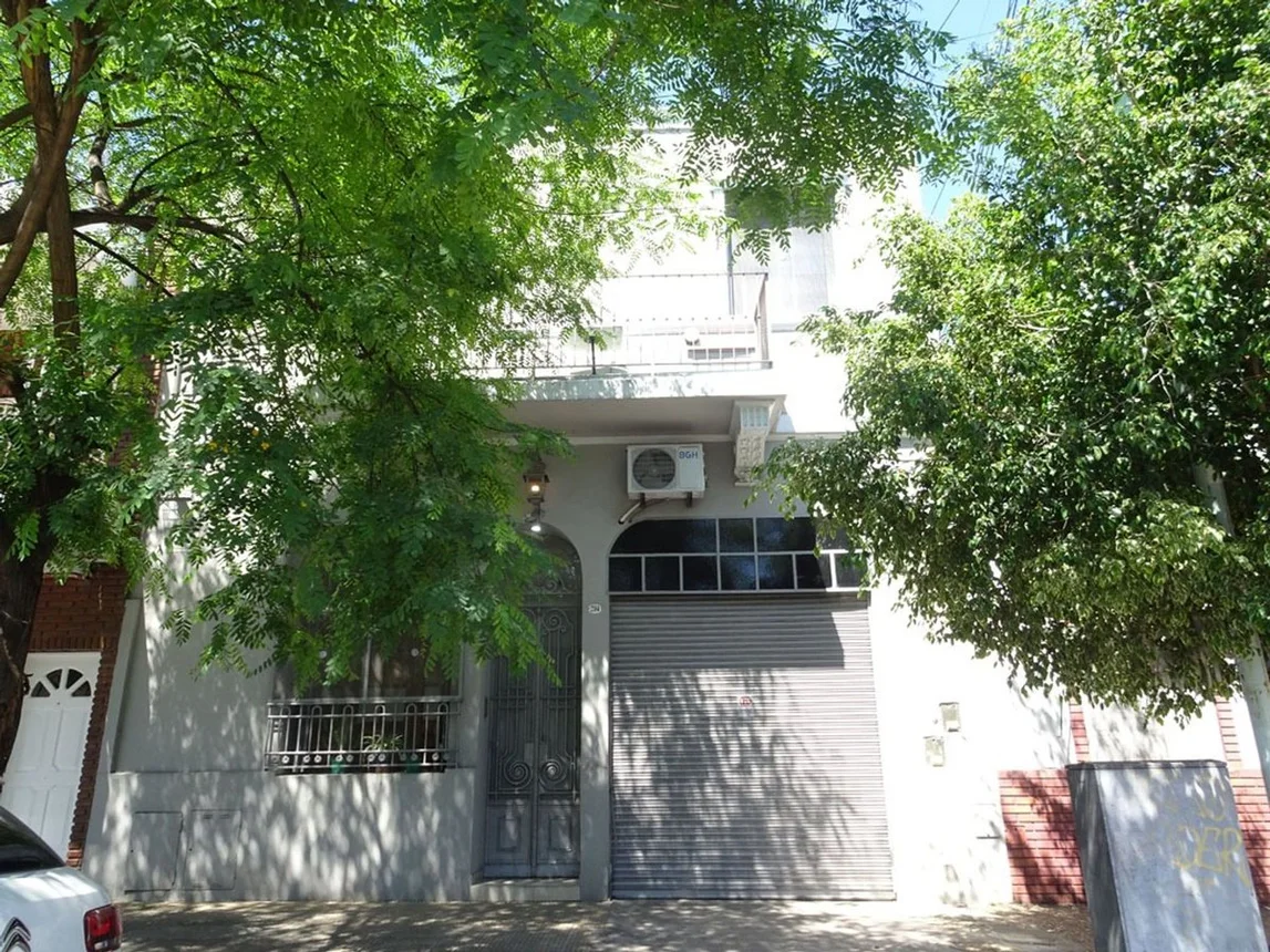 Casa de 5 ambientes en venta en Villa Luro, Avenida Canónigo Miguel Calixto del Corro 200