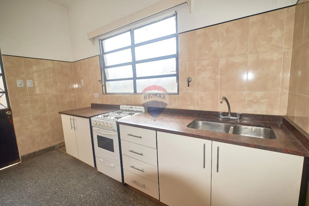 Casa de 4 ambientes en venta en Florencio Varela, Rio San Borombon 2300, foto 3