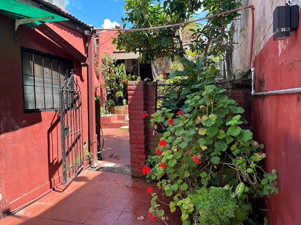 Casa de 4 ambientes en venta en Tigre, Castelli 200, foto 2