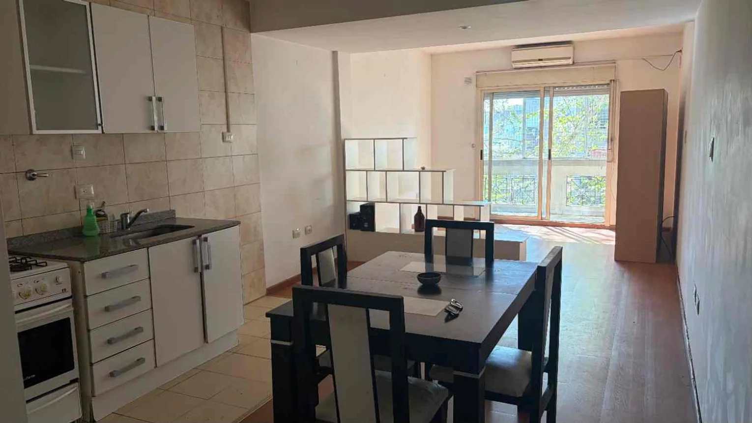 Monoambiente en alquiler en Almagro, Castro Barros 600