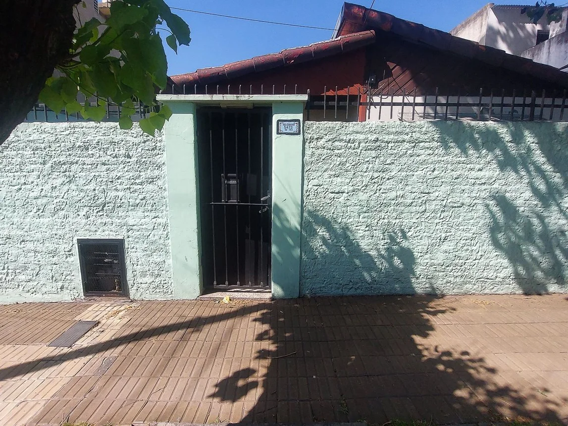 Casa de 3 ambientes en venta en Villa Ballester, Belgrano 5400, foto 2