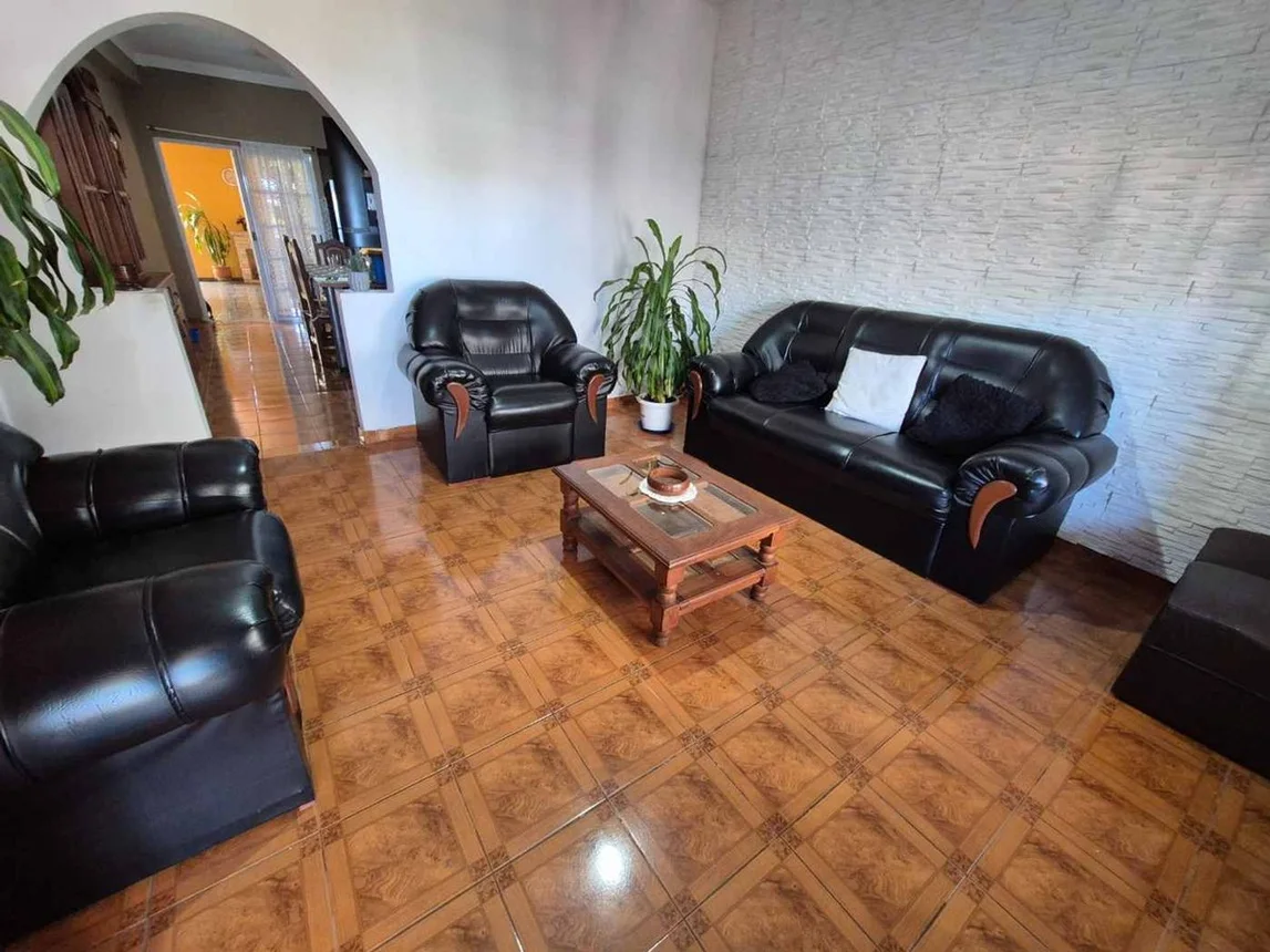 Casa de 5 ambientes en venta en Isidro Casanova, Juan Pablo de Lafayette 400, foto 4