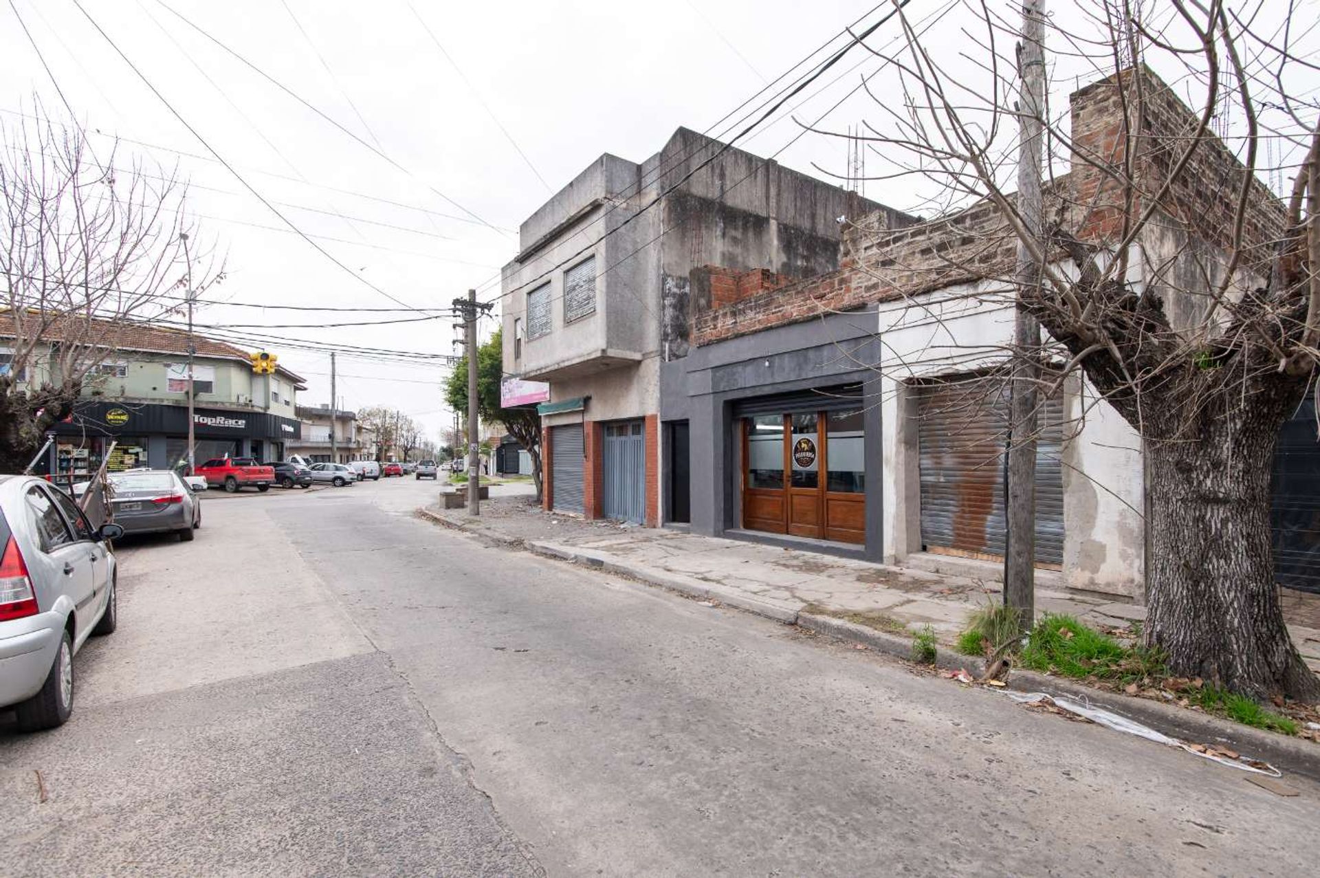Foto 2 — Venta Locales Comerciales