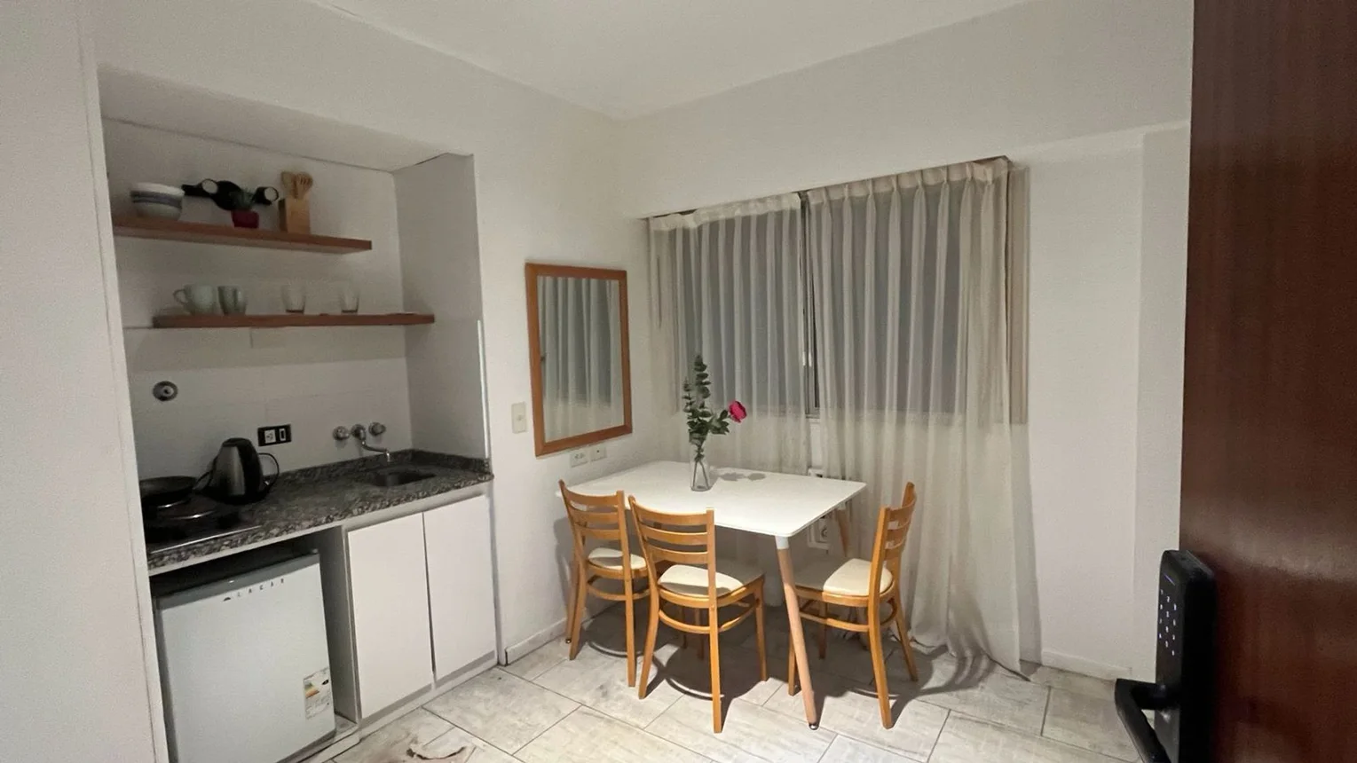 Departamento de 2 ambientes en venta en Retiro, Esmeralda 900, foto 3