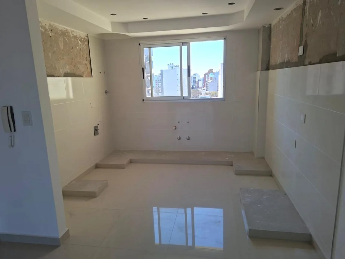 Piso en venta en Lanús Oeste, foto 2