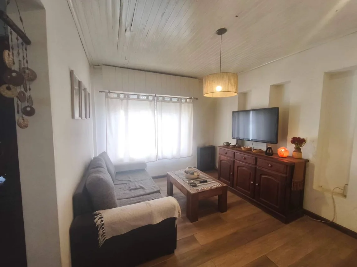 Casa de 3 ambientes en venta en City Bell, 473 Bis Esquina 27 3100, foto 3