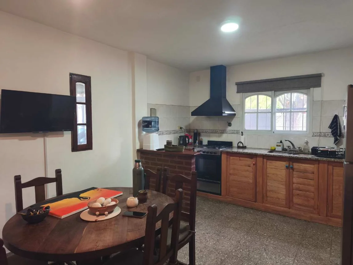 Casa de 3 ambientes en venta en City Bell, 473 Bis Esquina 27 3100, foto 2