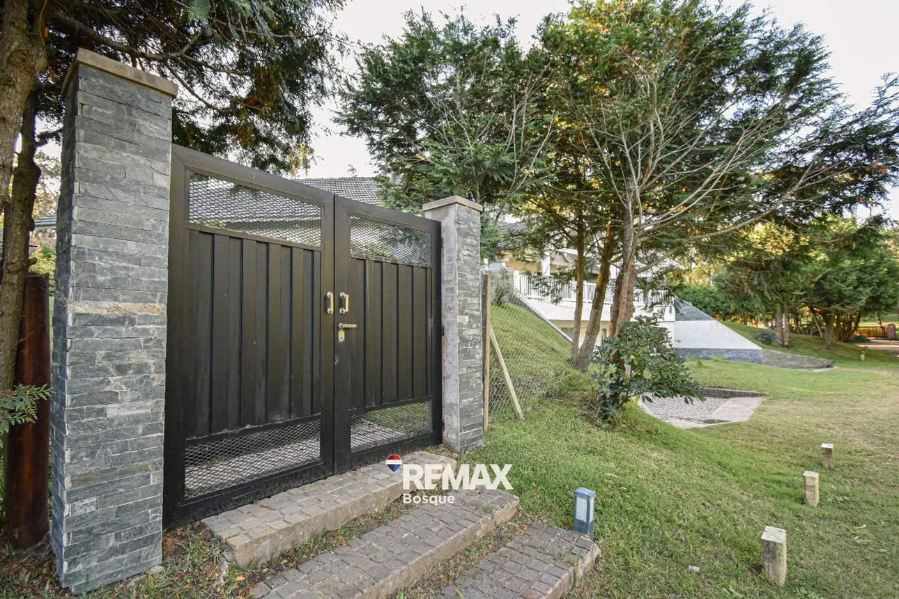 Casa en venta en Pinamar, foto 3