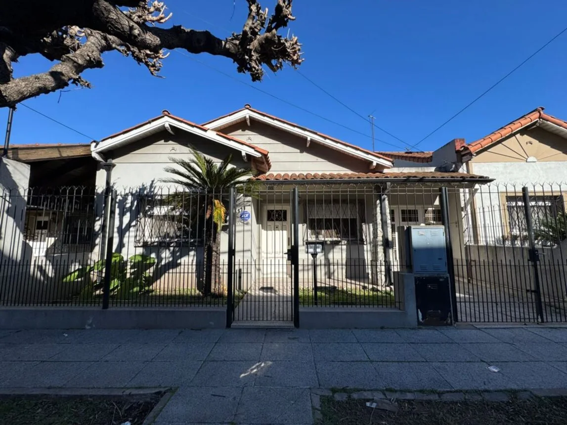 Casa en venta en Villa Maipú, Lavalle 2400