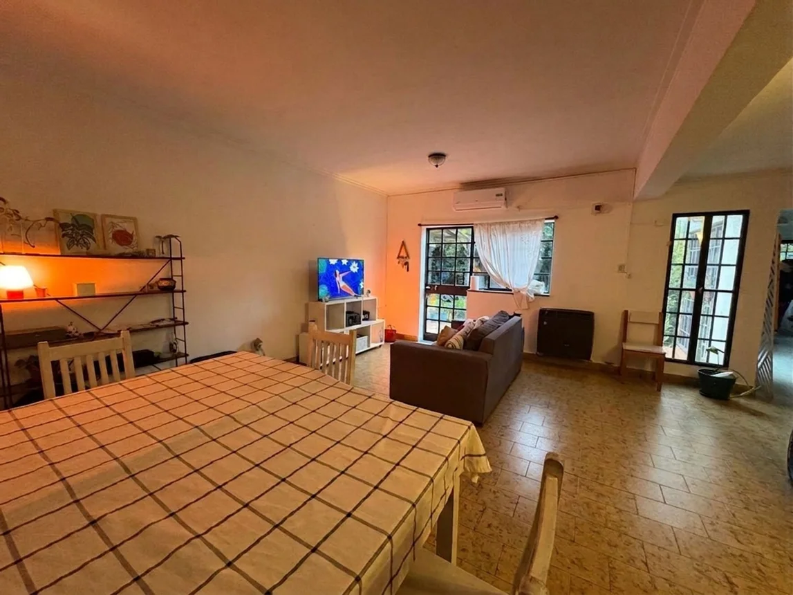 Casa en venta en La Plata, foto 2