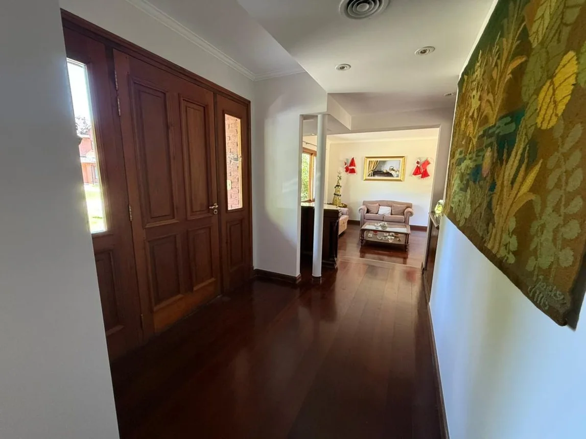 Casa de 5 ambientes en venta en Tristán Suárez, Blas Parera 1300, foto 2