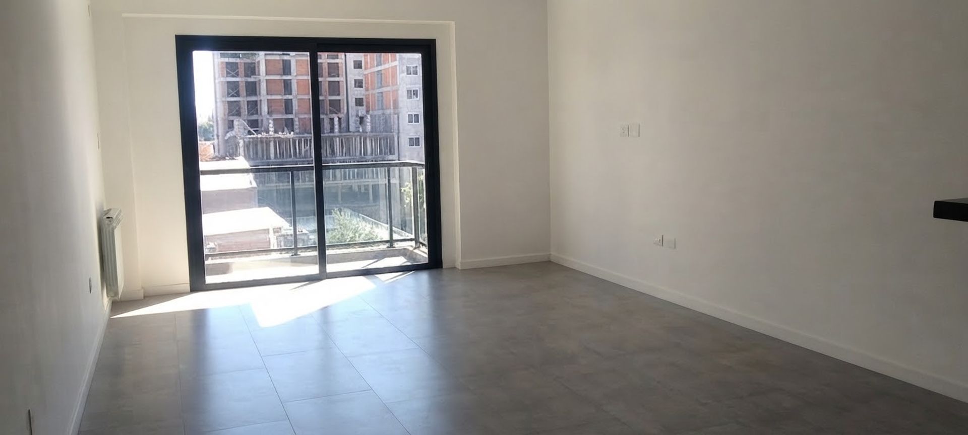 DEPTO 2 DORM VENTA PILETA Y COCHERA ZONA SHOPPING - foto 2
