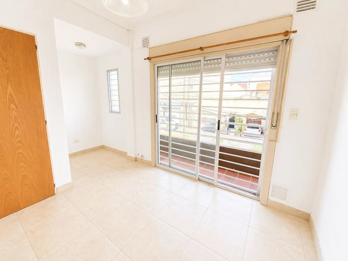 Departamento en venta en Caseros, foto 4