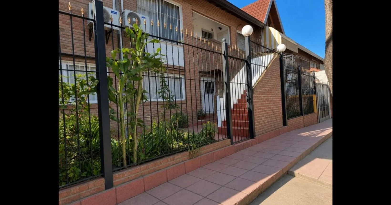 Casa dúplex de 4 ambientes en venta en Martín Coronado, San Guillermo 7700