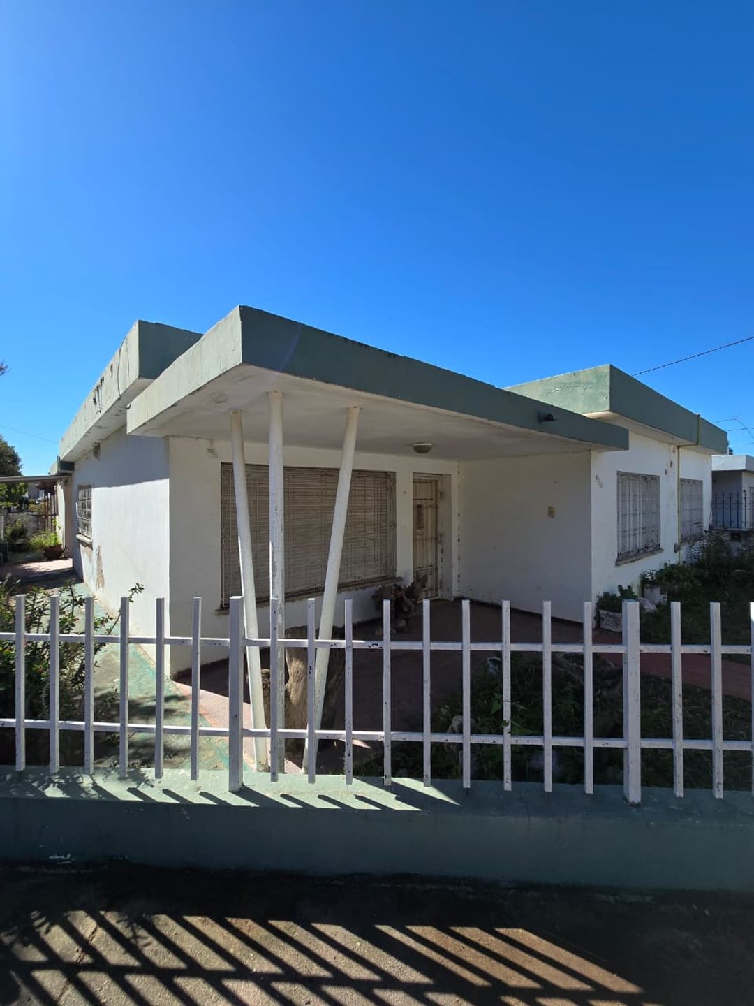 VENTA CASA 3 DORMITORIOS B° ITUZAINGO