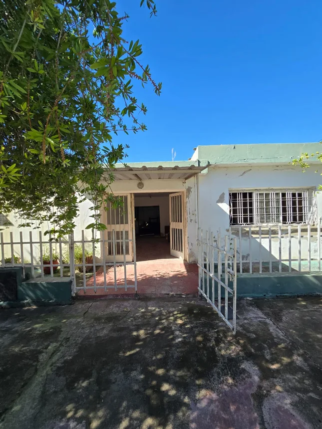 Venta casa 3 dormitorios b° ituzaingo, foto 4