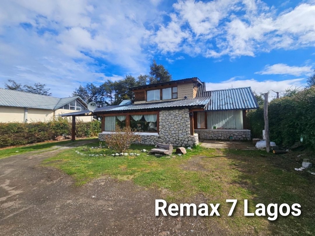 Venta de casona 5 habitaciones, Villa la angostura