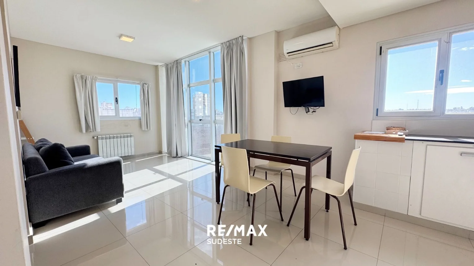 Departamento de 2 ambientes en venta en Bahía Blanca, Brandsen 100, foto 3